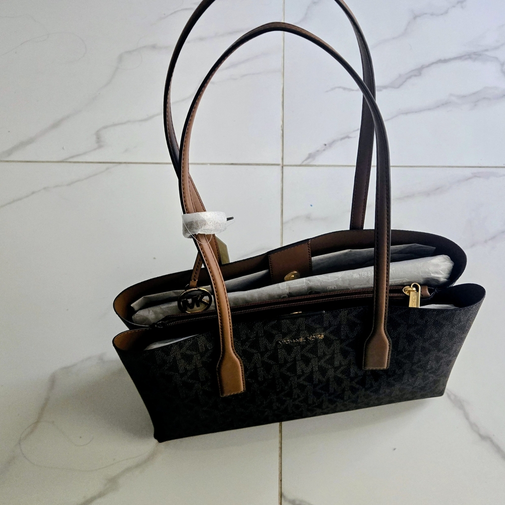 New! Michael Kors Emilia Medium Logo Tote Bag - Brown/Acorn" 358 - Picture 14 of 16